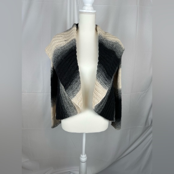 Silvia Novelli Cardigan Sweater Size S - Picture 1 of 6
